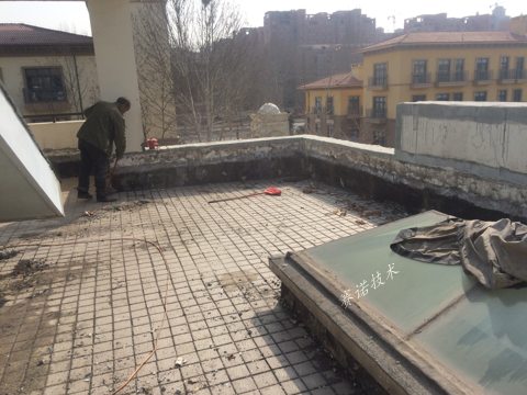 鄭州別墅屋面漏水治理案例